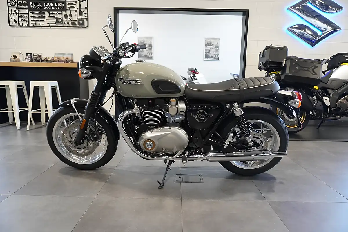 Used 2026 Triumph Bonneville T120 Stone Grey - Interior and Exterior details 2
