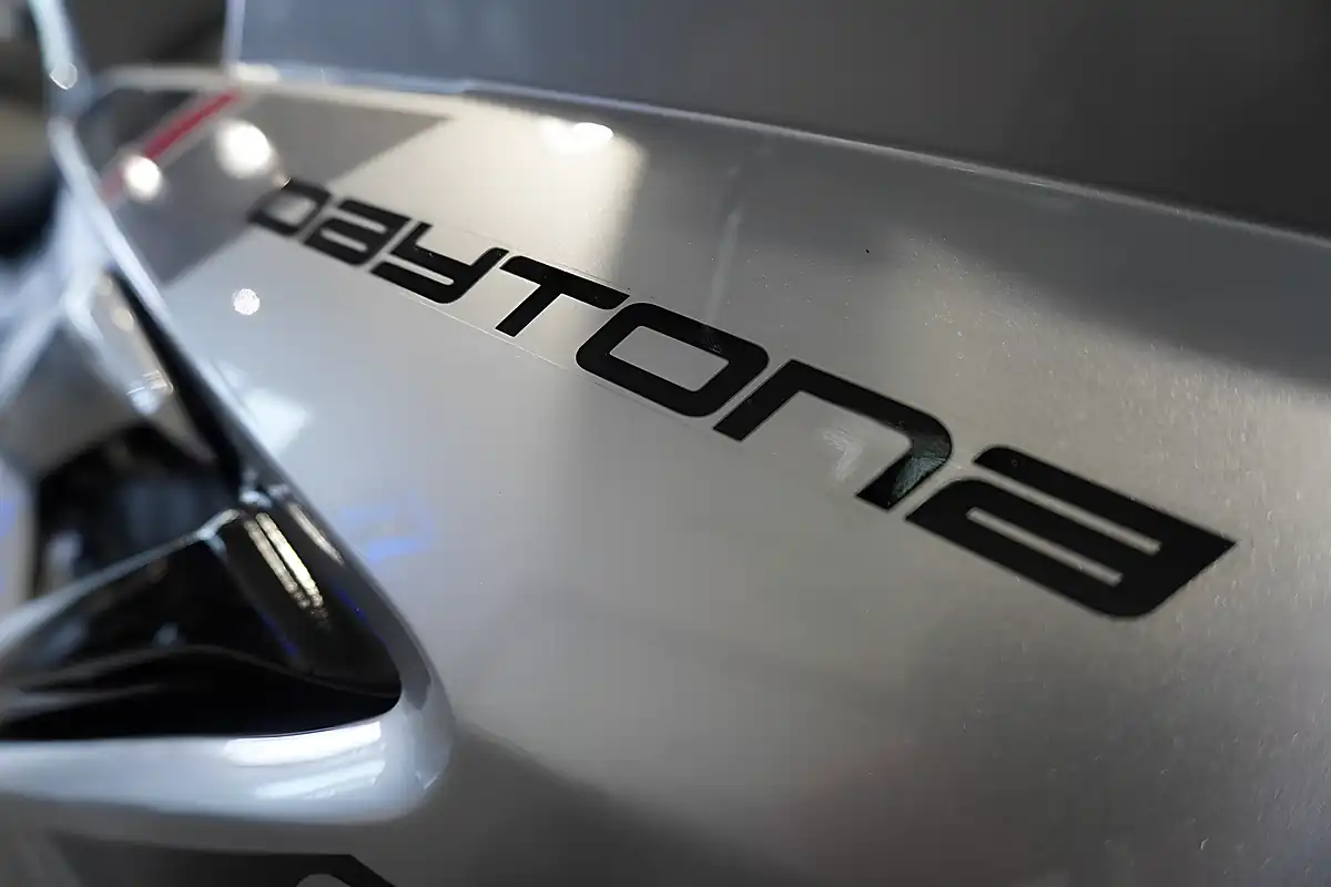 Used 2026 Triumph Daytona 660 Aluminium Silver/ Black - Interior and Exterior details 8