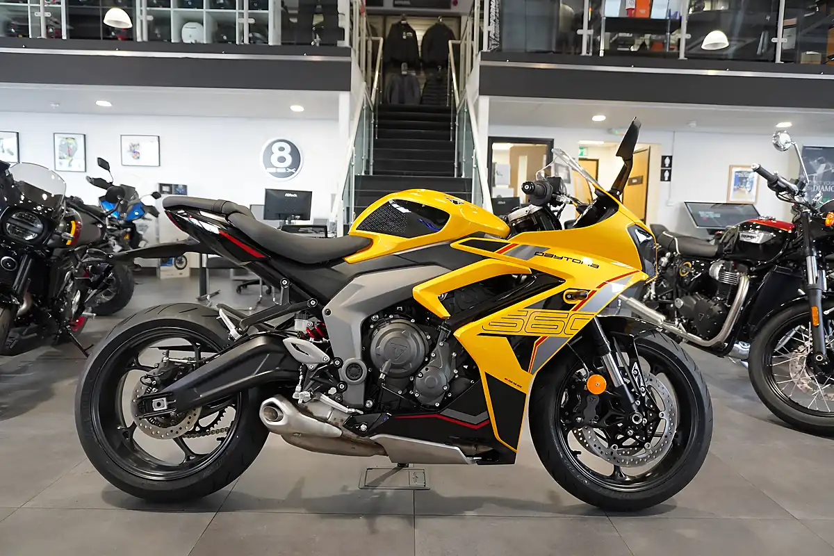 Used 2026 Triumph Daytona 660 Cosmic Yellow - Front View