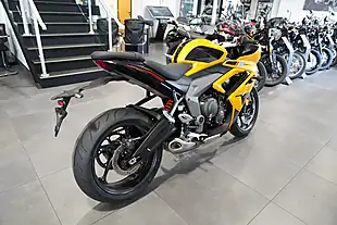 Used 2026 Triumph Daytona 660 Cosmic Yellow - Interior and Exterior details 5