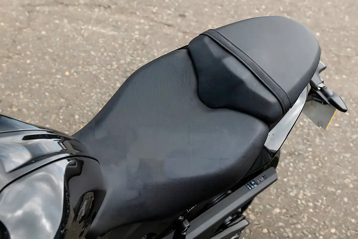 Used 2026 Triumph Daytona 660 Sapphire Black - Interior and Exterior details 10