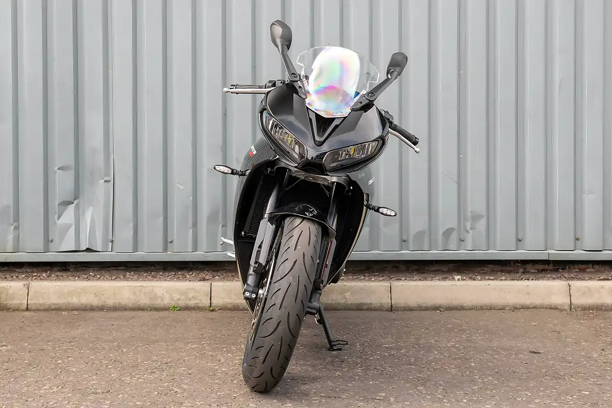 Used 2026 Triumph Daytona 660 Sapphire Black - Interior and Exterior details 3