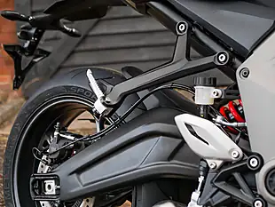 Used 2026 Triumph Daytona Cosmic Yellow / Sapphire Black - Interior and Exterior details 17