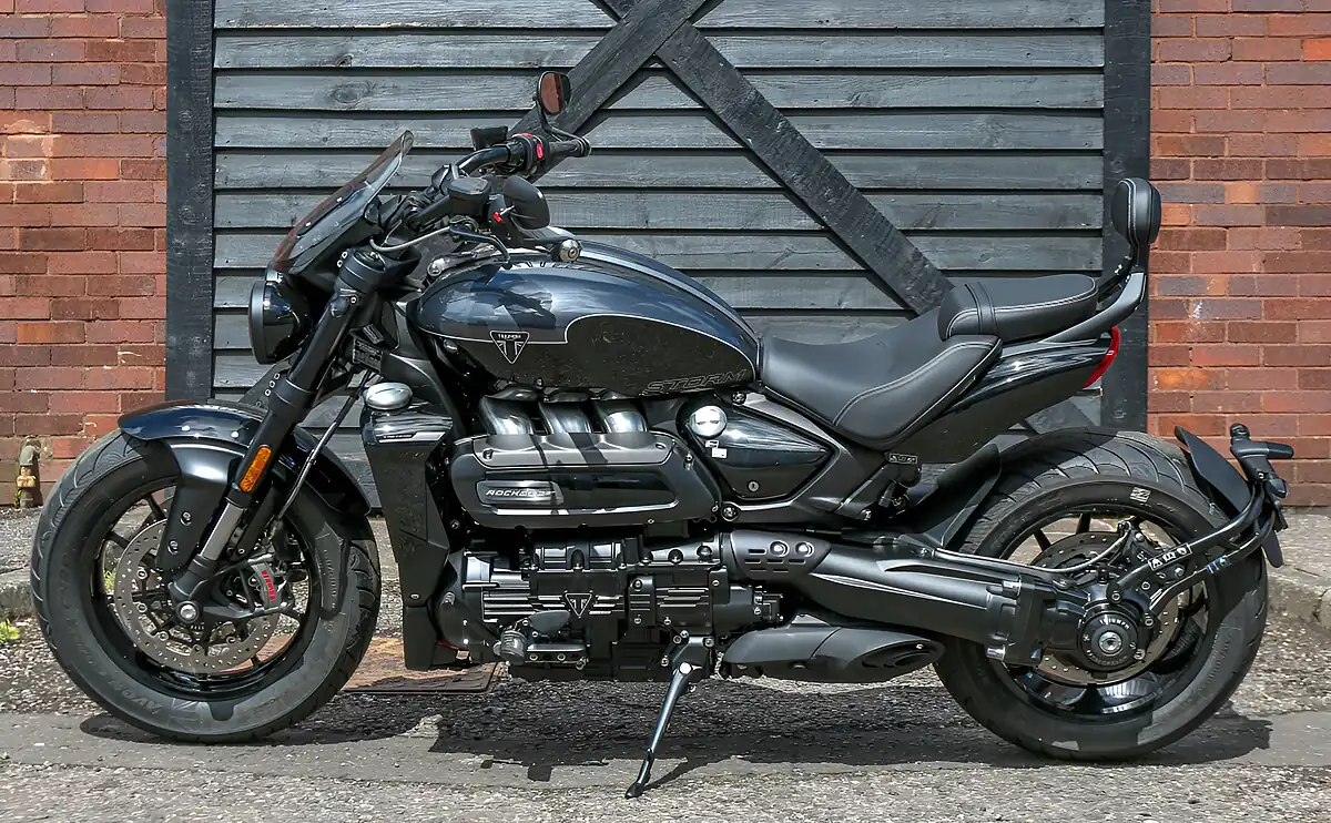 Used 2026 Triumph Rocket 3 Storm GT Granite and Sapphire Black - Interior and Exterior details 17