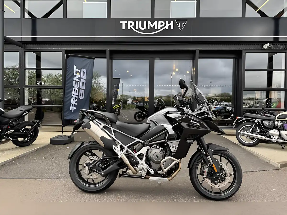 Used 2026 Triumph Rocket 3 Storm GT - Interior and Exterior details 3