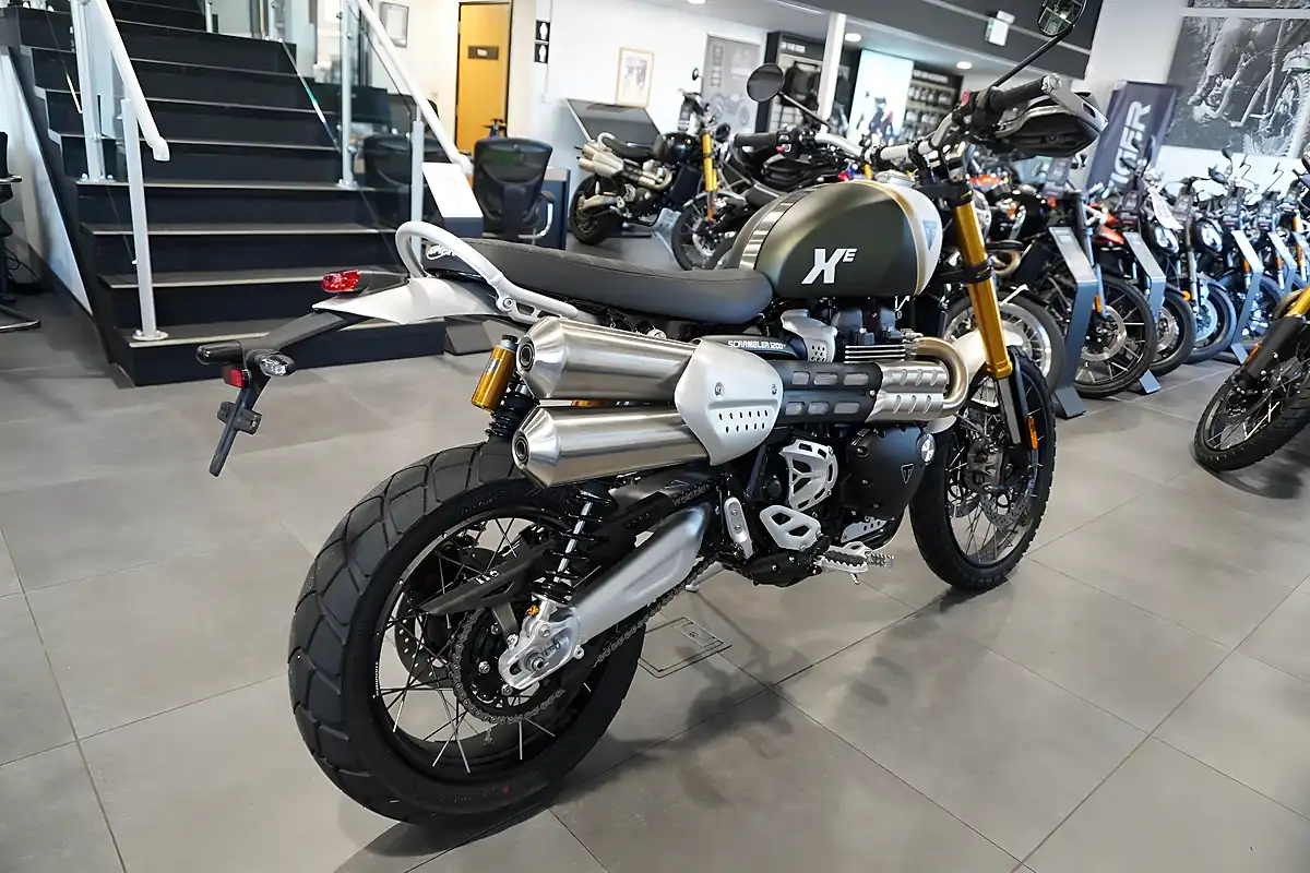 Used 2026 Triumph Scrambler 1200 Xe Khaki Green/White - Interior and Exterior details 5
