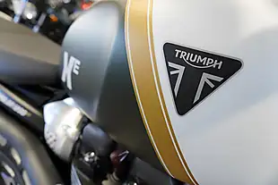 Used 2026 Triumph Scrambler 1200 Xe Khaki Green/White - Interior and Exterior details 9