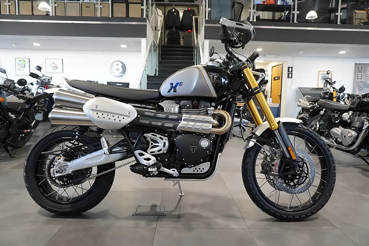 Used 2026 Triumph Scrambler 1200 Xe Silver Ice/Black - Front View