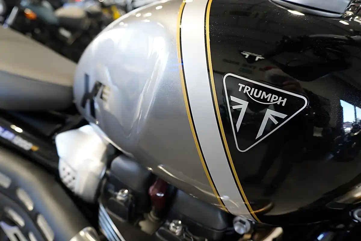 Used 2026 Triumph Scrambler 1200 Xe Silver Ice/Black - Interior and Exterior details 9
