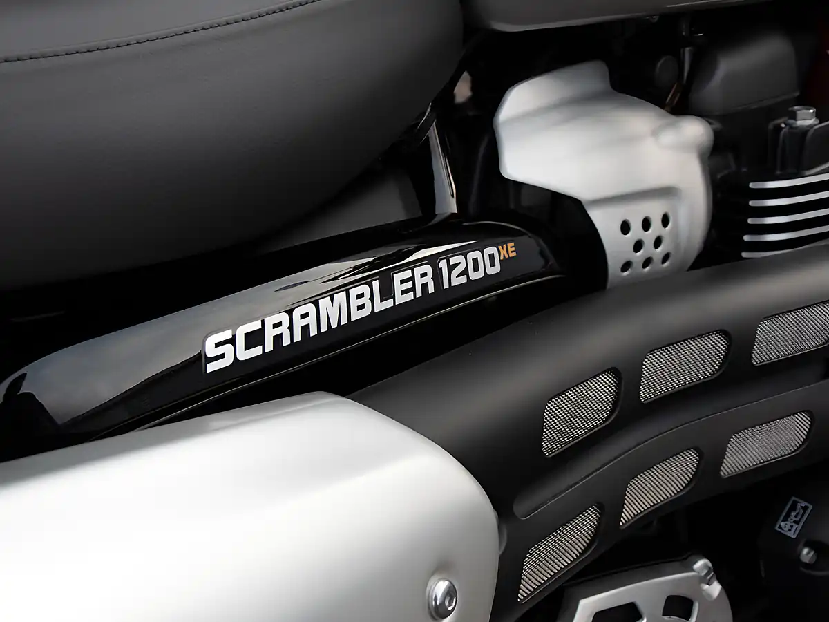 Used 2026 Triumph Scrambler 1200 Xe Silver Ice & Phantom Black - Interior and Exterior details 9
