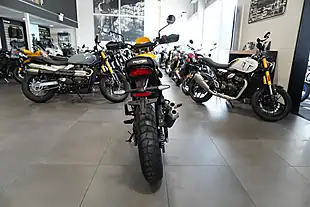Used 2026 Triumph Scrambler 400 Xc Racing Yellow - Interior and Exterior details 4