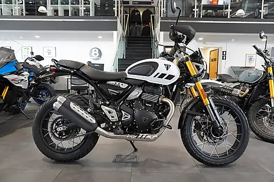 2026 Triumph Scrambler 400 XC