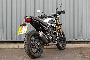 Used 2026 Triumph Scrambler 400 Xc Vanilla White - Interior and Exterior details 8