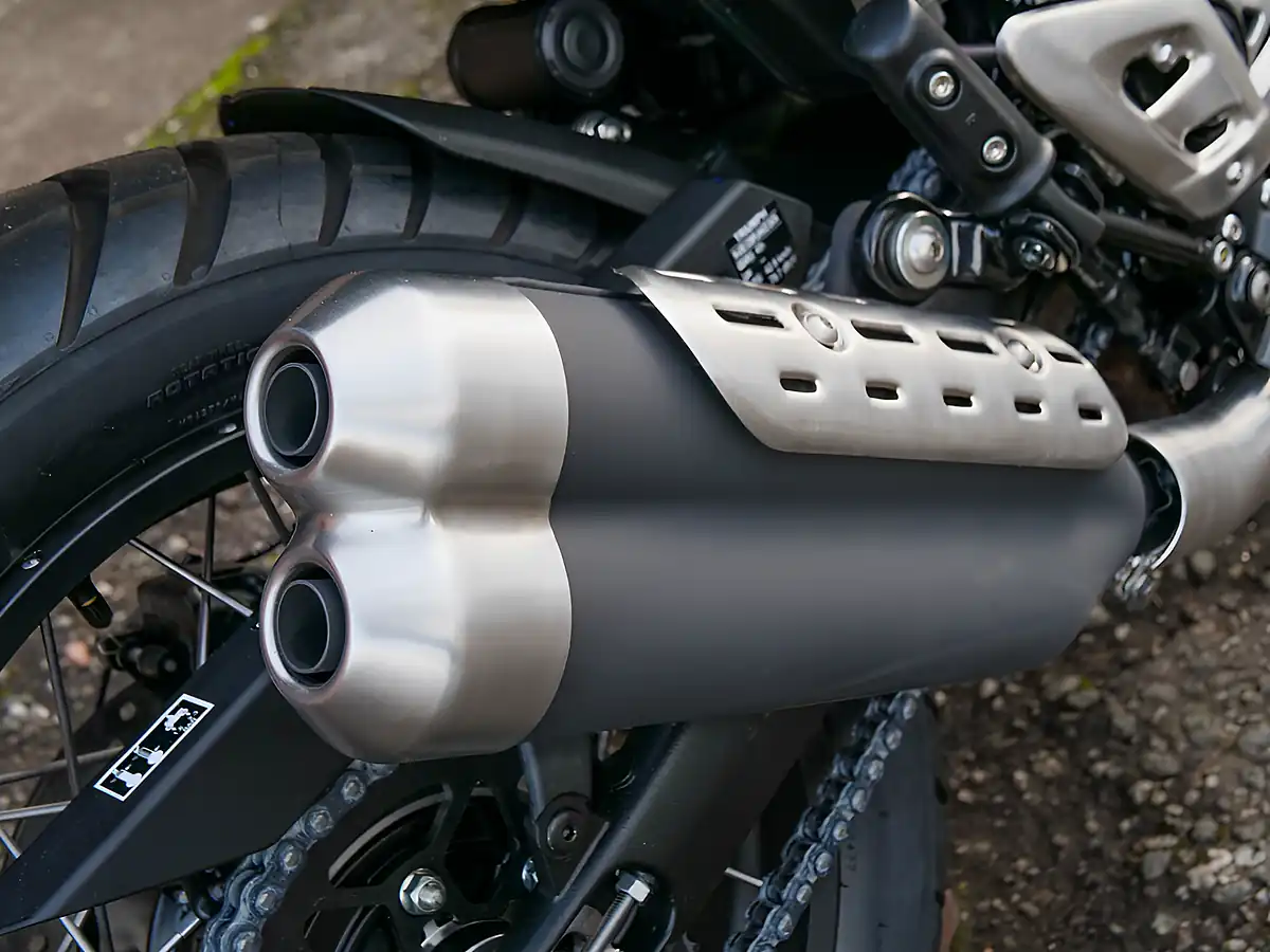 Used 2026 Triumph Scrambler 400 Xc Vanilla White - Interior and Exterior details 17