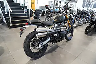 Used 2026 Triumph Scrambler 900 Matt Khaki Green/ Black - Interior and Exterior details 5