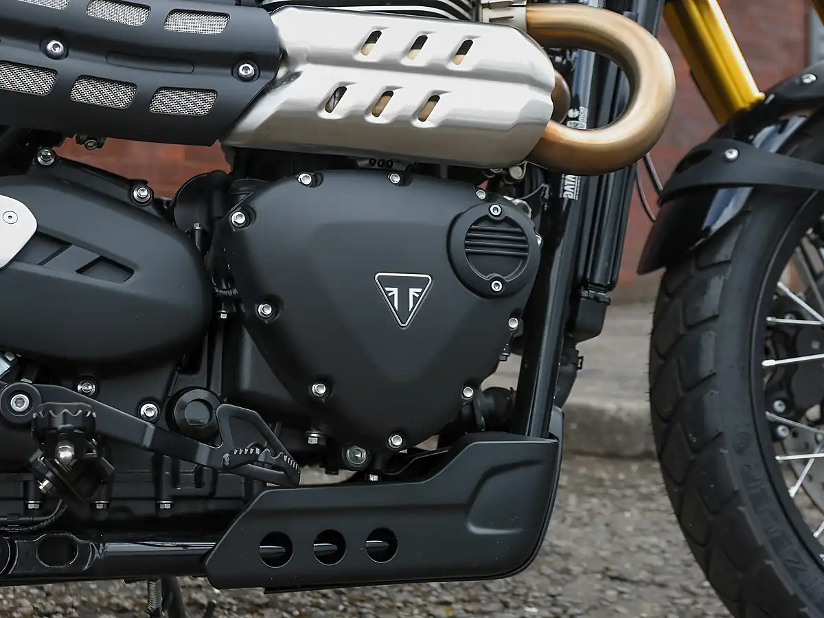 Used 2026 Triumph Scrambler 900 Urban Grey - Interior and Exterior details 12