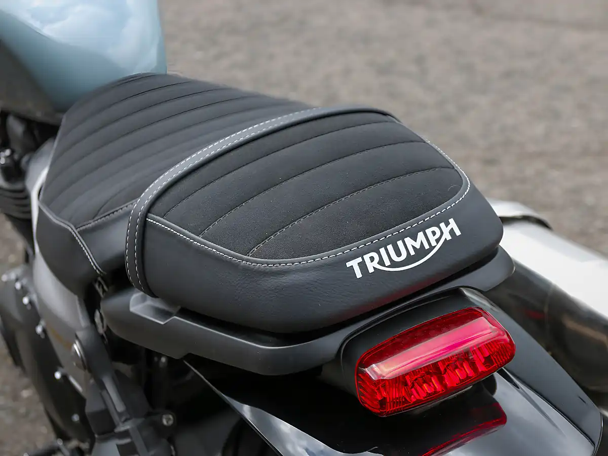 Used 2026 Triumph Scrambler 900 Urban Grey - Interior and Exterior details 20