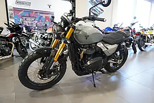 Used 2026 Triumph Scrambler 900 Urban Grey - Interior and Exterior details 6