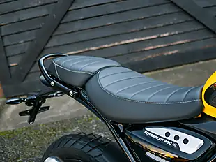 Used 2026 Triumph Scrambler Xc Racing Yellow - Interior and Exterior details 16