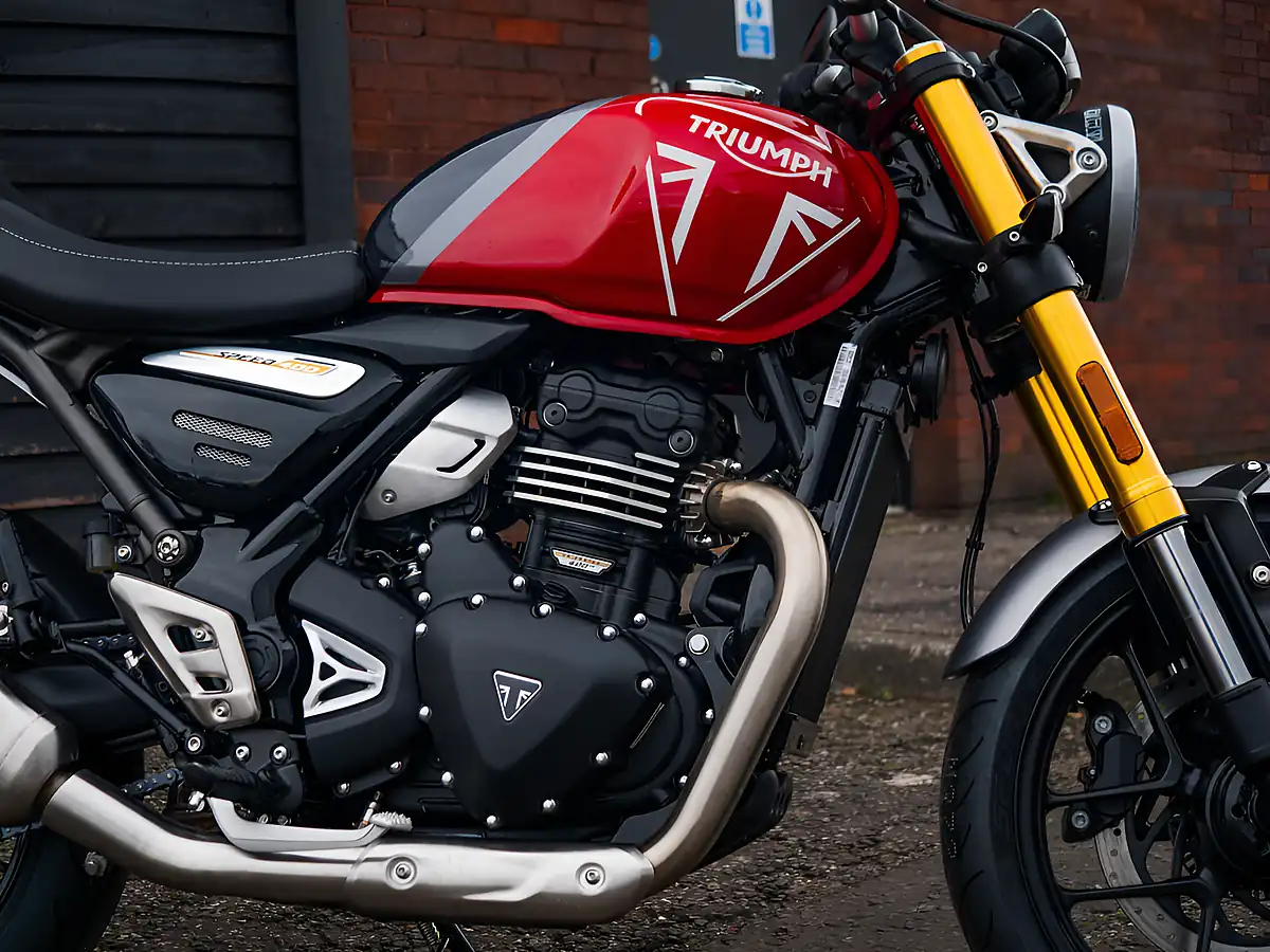 Used 2026 Triumph Speed 400 Lava Red Gloss / Storm Grey - Interior and Exterior details 7