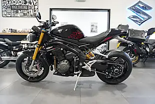 Used 2026 Triumph Speed Triple 1200 RS Jet Black - Interior and Exterior details 2