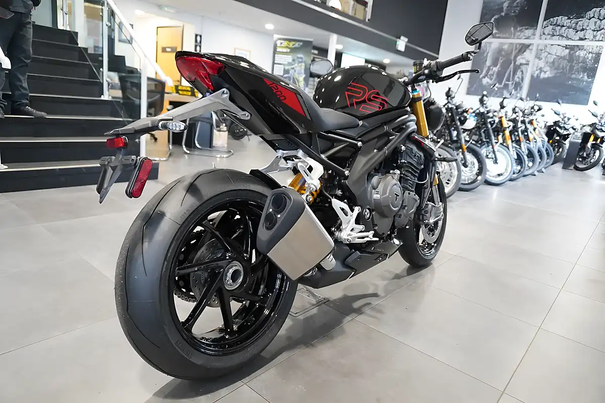 Used 2026 Triumph Speed Triple 1200 RS Jet Black - Interior and Exterior details 5