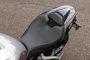 Used 2026 Triumph Speed Triple RS Granite / Diablo Red - Interior and Exterior details 10