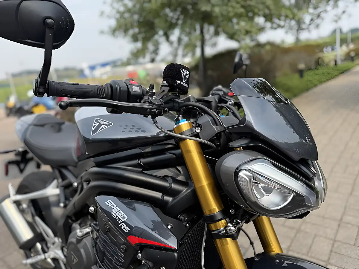 Used 2026 Triumph Speed Triple RS Grey - Interior and Exterior details 14