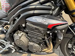 Used 2026 Triumph Speed Triple RS Grey - Interior and Exterior details 15