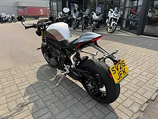 Used 2026 Triumph Speed Triple RS Grey - Interior and Exterior details 8