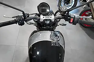 Used 2026 Triumph Speed Twin 900 Classic Phantom Black/Gold - Interior and Exterior details 7