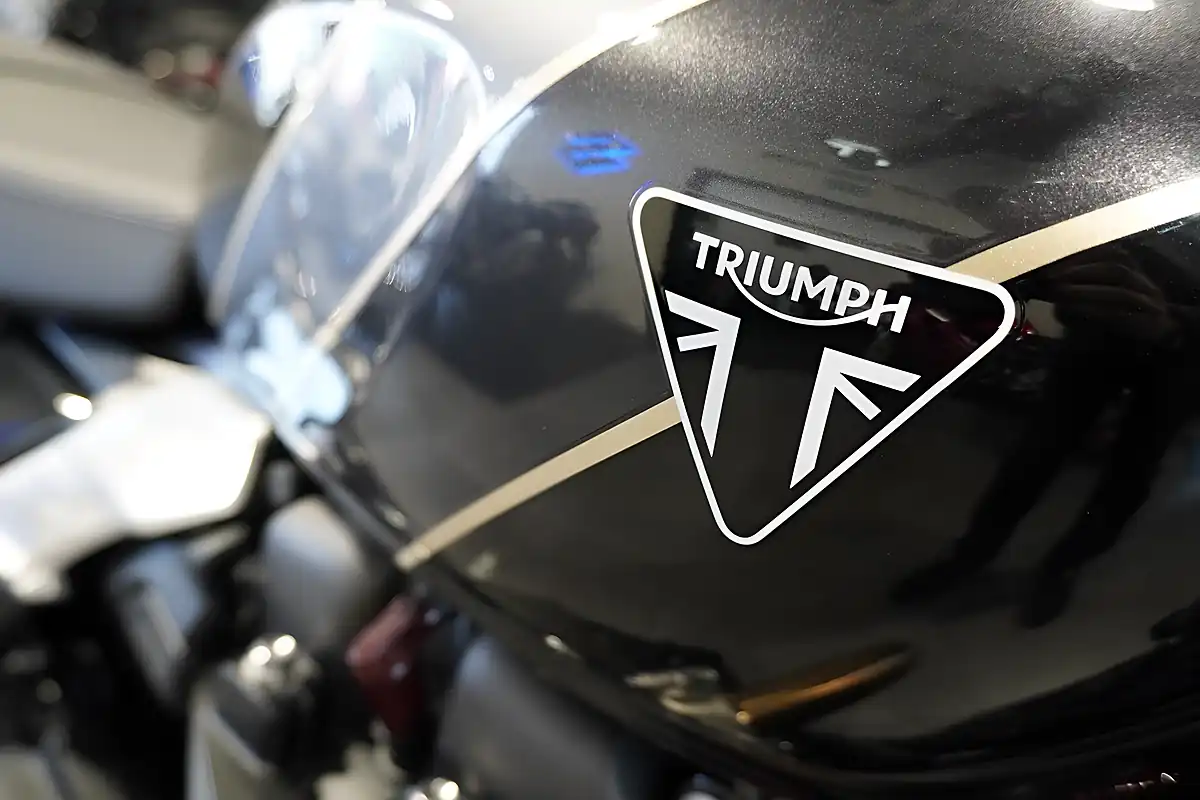 Used 2026 Triumph Speed Twin 900 Classic Phantom Black/Gold - Interior and Exterior details 9