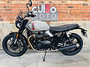 Used 2026 Triumph Speed Twin 900 Retro Silver - Interior and Exterior details 11