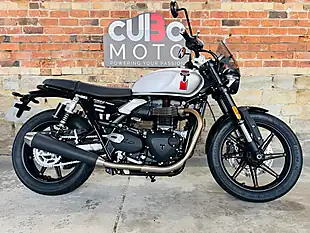Used 2026 Triumph Speed Twin 900 Retro Silver - Interior and Exterior details 2
