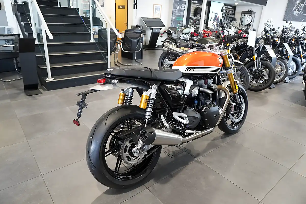 Used 2026 Triumph Speed Twin RS Baja Orange - Interior and Exterior details 5