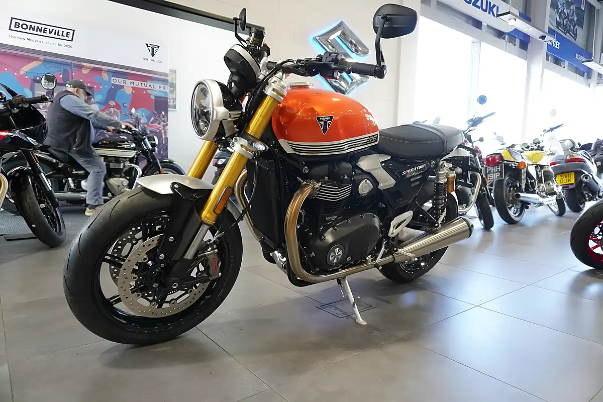 Used 2026 Triumph Speed Twin RS Baja Orange - Interior and Exterior details 7