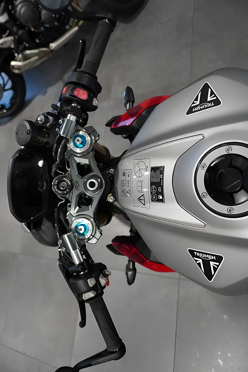 Used 2026 Triumph Street Triple 765 Rx Matt Aluminium - Interior and Exterior details 7