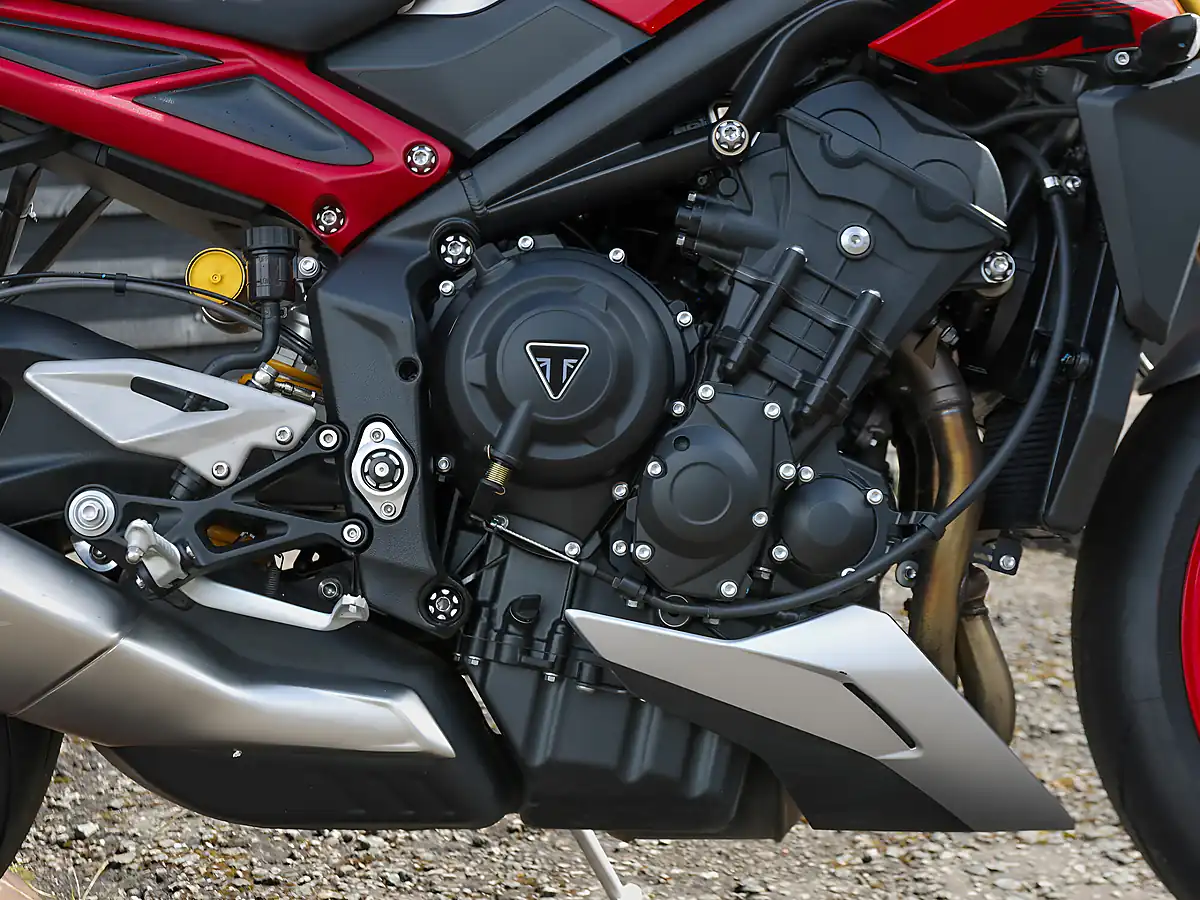 Used 2026 Triumph Street Triple 765 Rx Rx Matt Aluminium - Interior and Exterior details 12