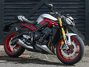 Used 2026 Triumph Street Triple 765 Rx Rx Matt Aluminium - Interior and Exterior details 4