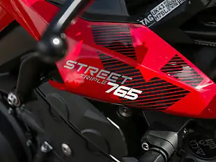 Used 2026 Triumph Street Triple 765 Rx Rx Matt Aluminium - Interior and Exterior details 8