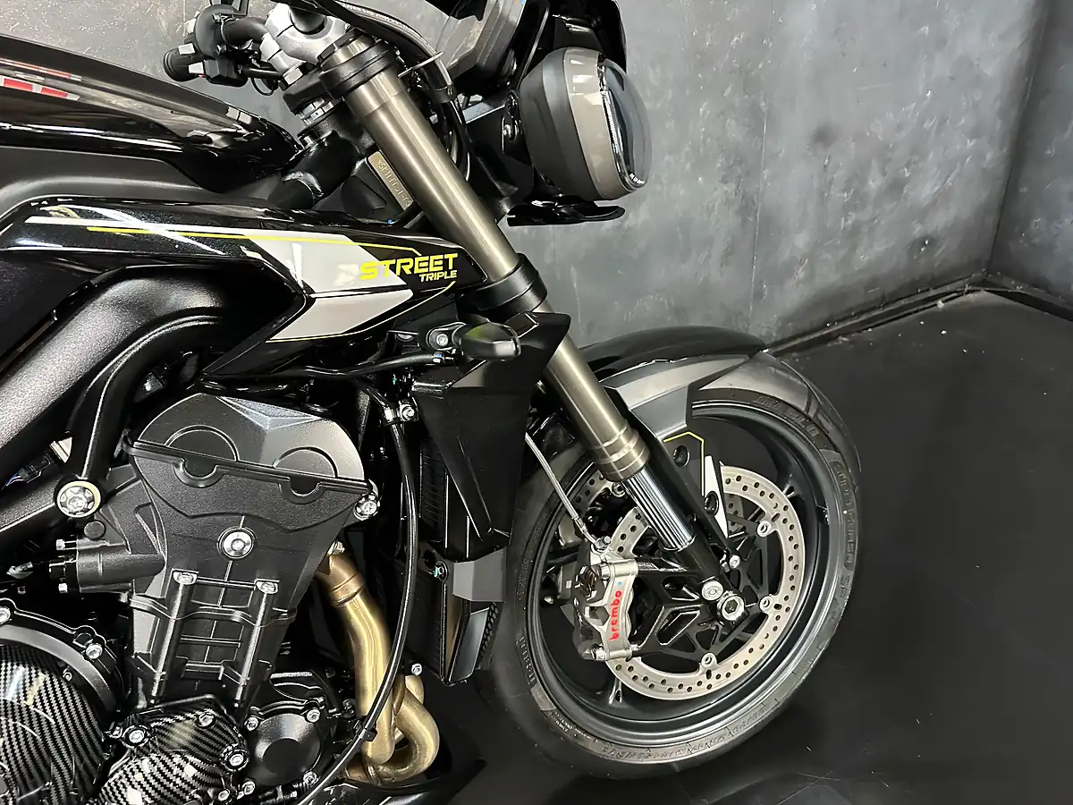 Used 2026 Triumph Street Triple RS Black - Interior and Exterior details 10