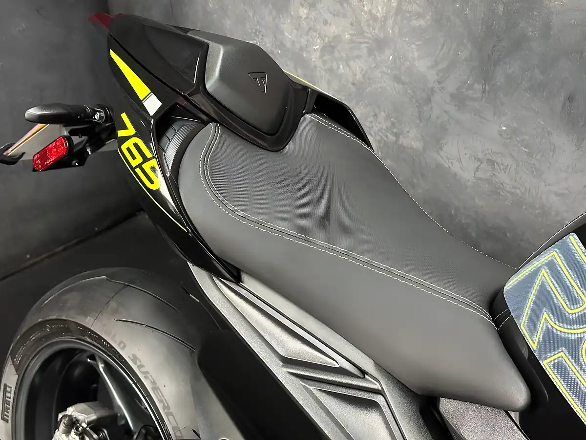 Used 2026 Triumph Street Triple RS Black - Interior and Exterior details 19