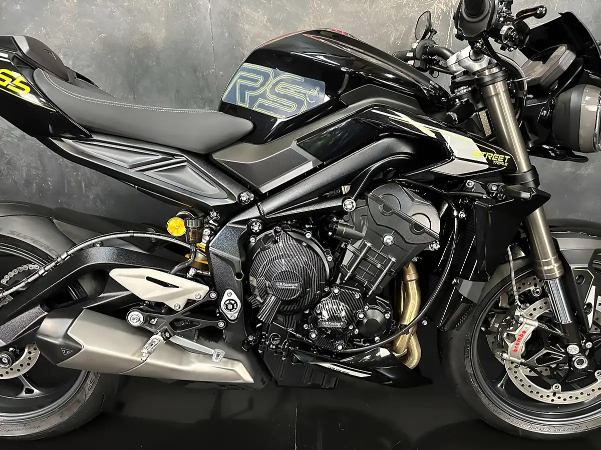 Used 2026 Triumph Street Triple RS Black - Interior and Exterior details 8