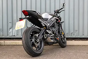 Used 2026 Triumph Street Triple RS Silver Ice - Interior and Exterior details 8