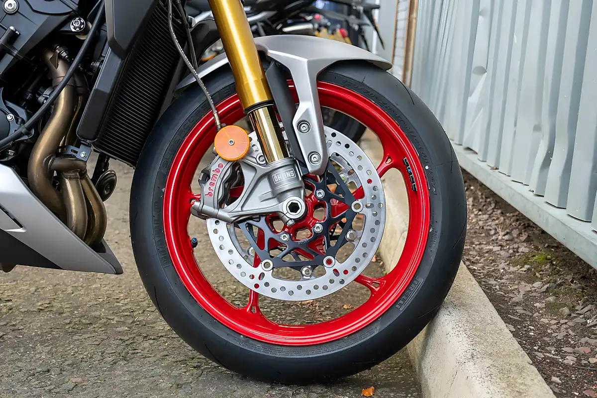 Used 2026 Triumph Street Triple Rx Matt Aluminium - Interior and Exterior details 12