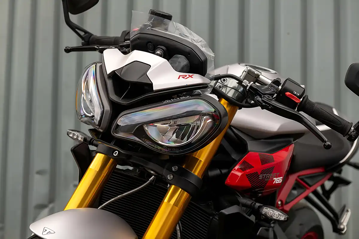 Used 2026 Triumph Street Triple Rx Matt Aluminium - Interior and Exterior details 4