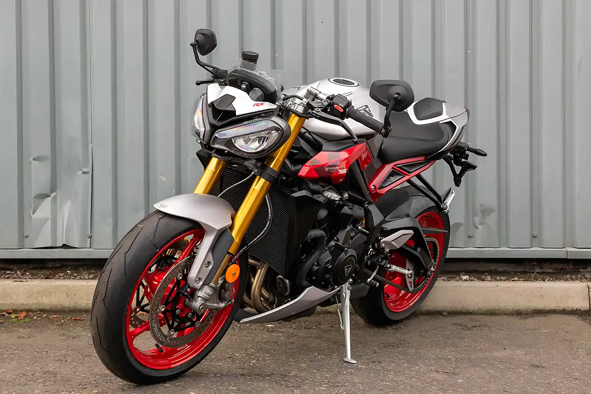 Used 2026 Triumph Street Triple Rx Matt Aluminium - Interior and Exterior details 5