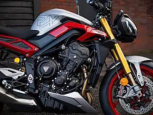Used 2026 Triumph Street Triple Rx Matt Aluminium - Interior and Exterior details 4