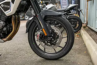 Used 2026 Triumph Tiger 1200 Alpine Edition Satin Crystal White - Interior and Exterior details 12
