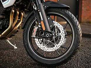 Used 2026 Triumph Tiger 1200 Alpine Edition Satin Crystal White - Interior and Exterior details 3